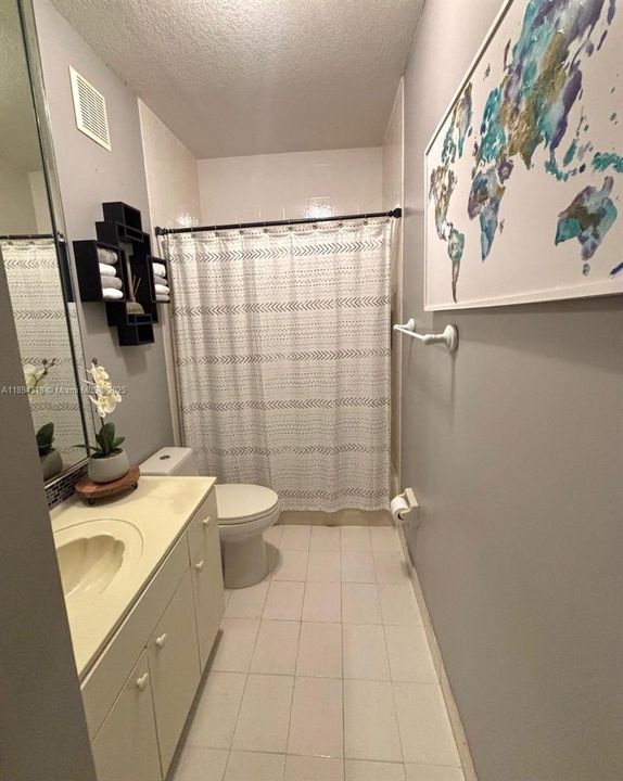 Active With Contract: $525,000 (3 beds, 2 baths, 1579 Square Feet)