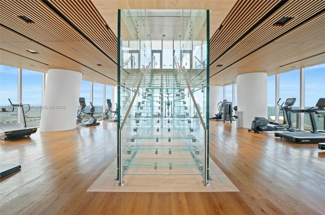 For Sale: $4,388,800 (4 beds, 5 baths, 3021 Square Feet)