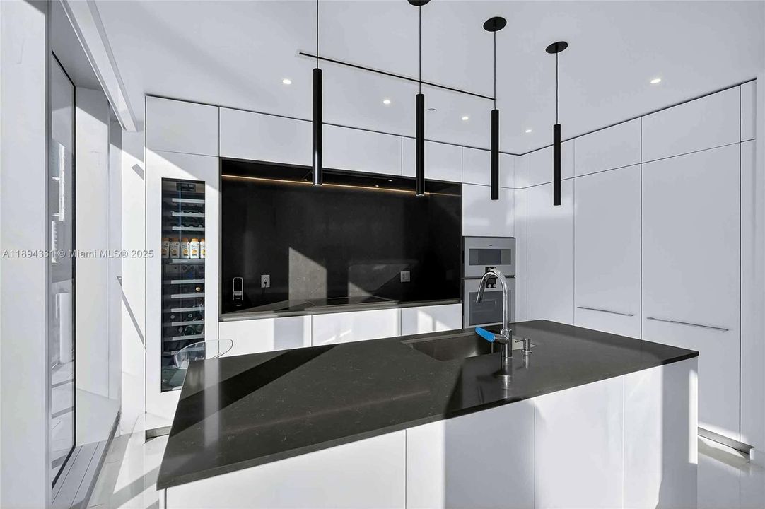 For Sale: $4,388,800 (4 beds, 5 baths, 3021 Square Feet)