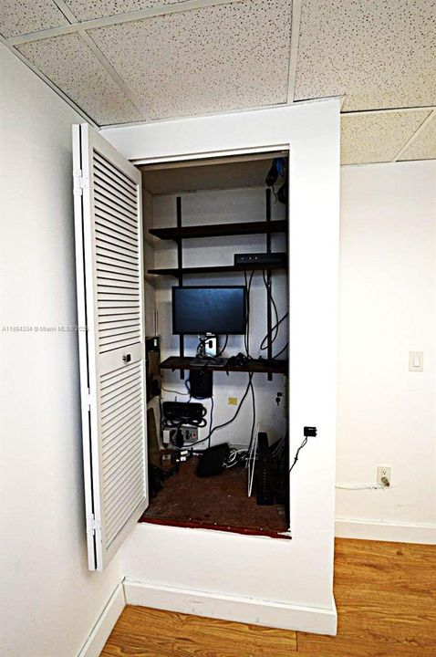 出租: $25 (0 贝兹, 0 浴室, 0 平方英尺)