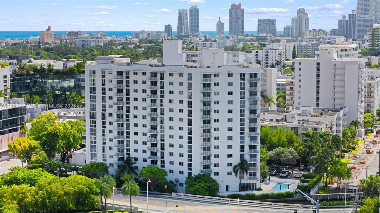 На продажу: $445,000 (1 спален, 2 ванн, 750 Квадратных фут)