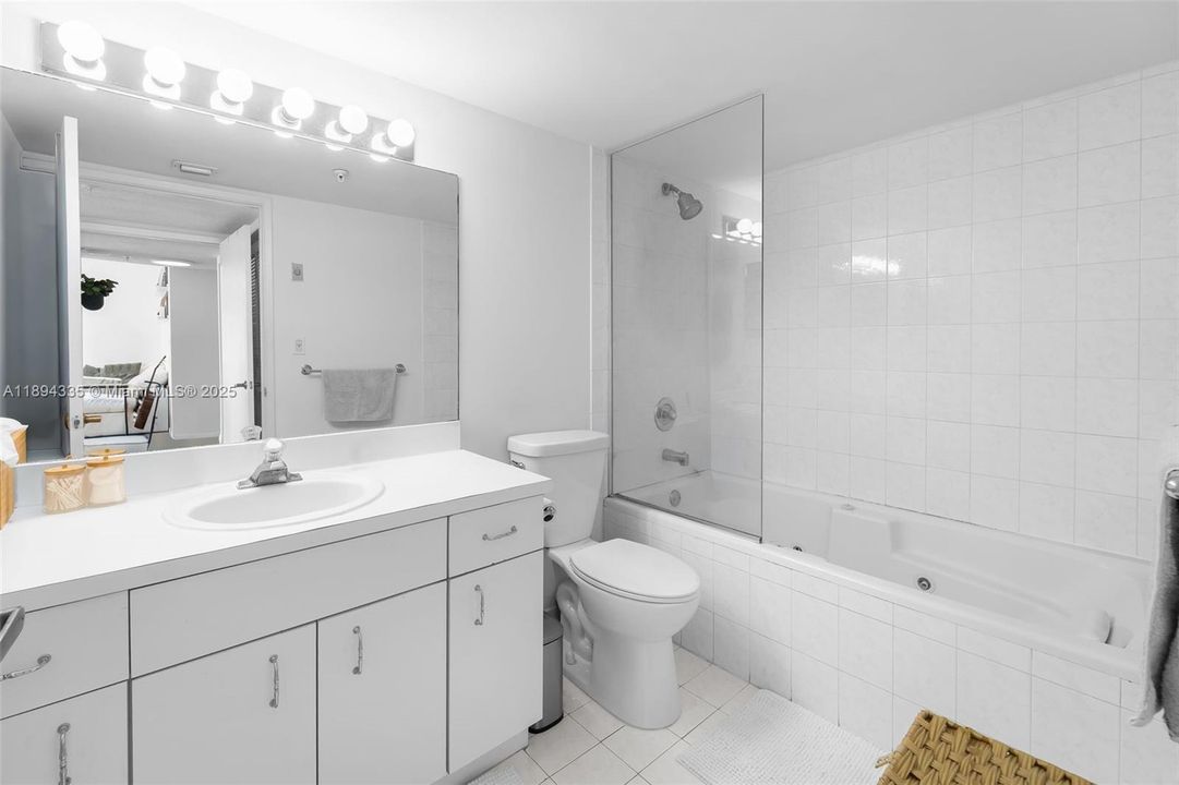 На продажу: $445,000 (1 спален, 2 ванн, 750 Квадратных фут)