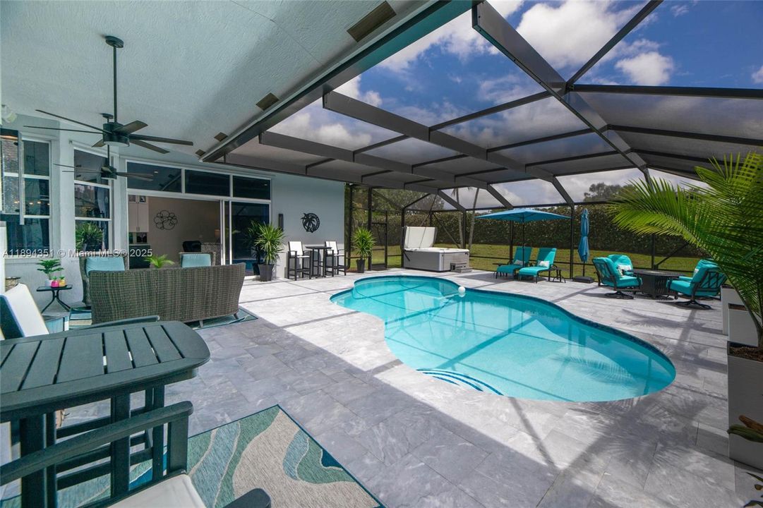 На продажу: $1,250,000 (5 спален, 3 ванн, 2946 Квадратных фут)