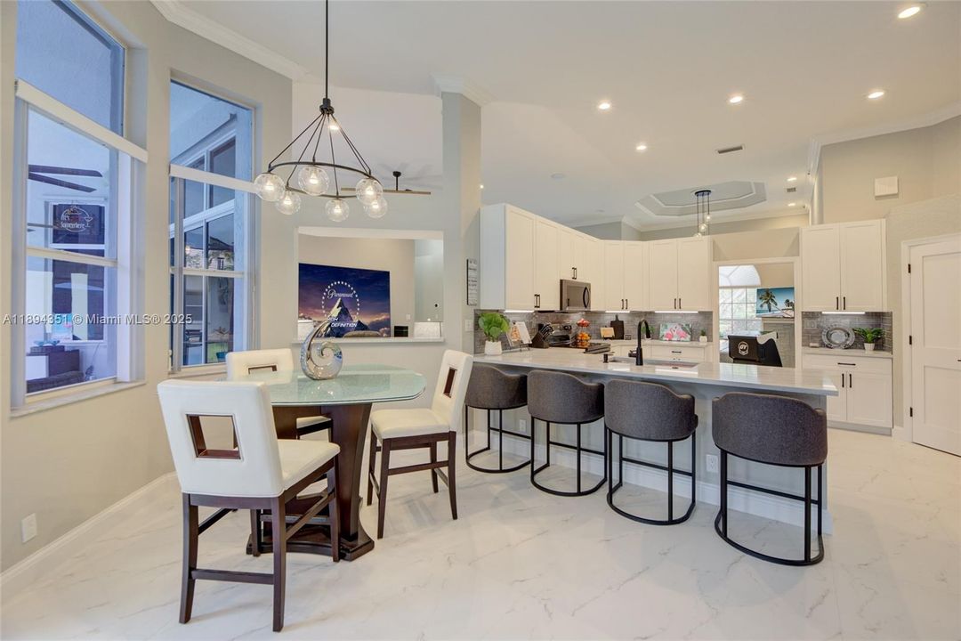 На продажу: $1,250,000 (5 спален, 3 ванн, 2946 Квадратных фут)