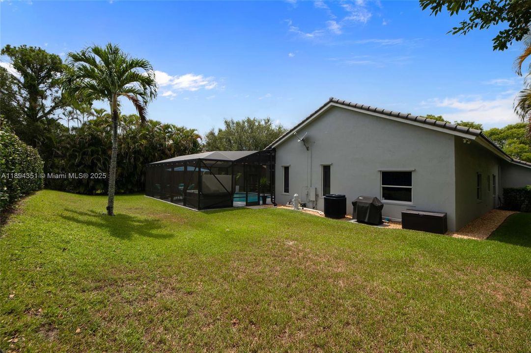 На продажу: $1,250,000 (5 спален, 3 ванн, 2946 Квадратных фут)