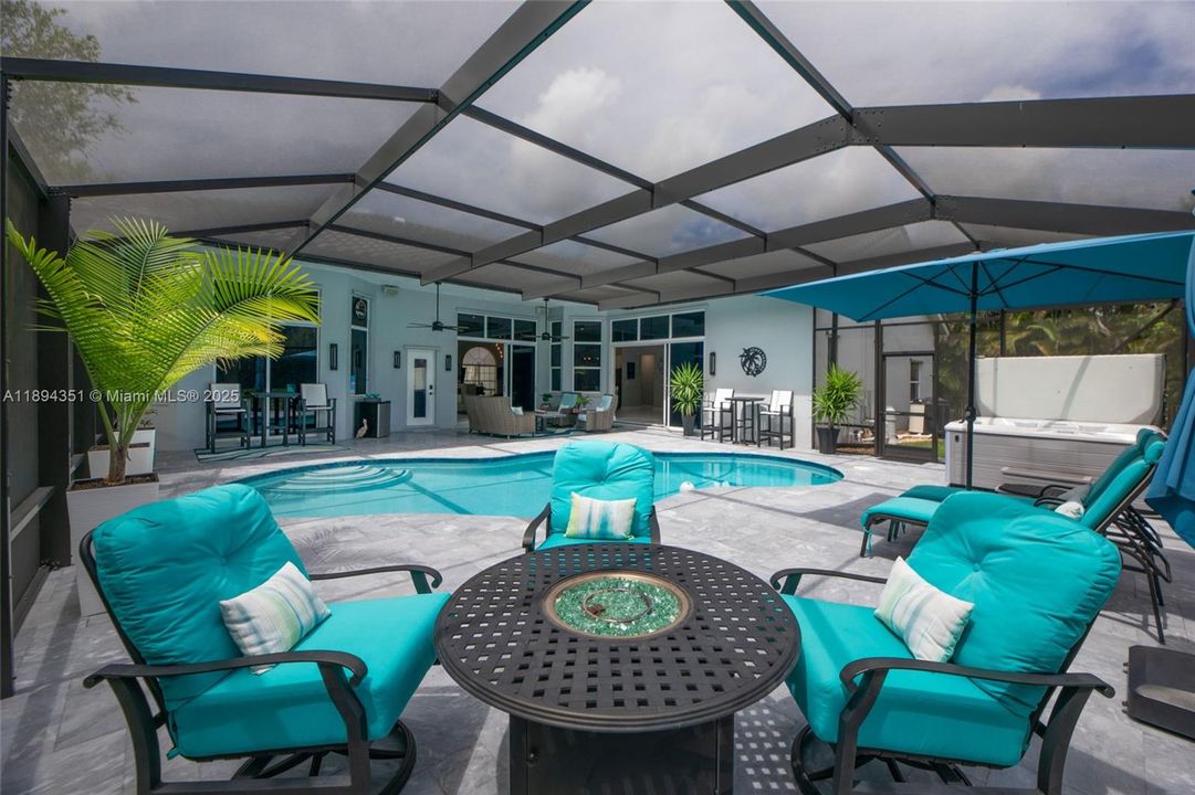 На продажу: $1,250,000 (5 спален, 3 ванн, 2946 Квадратных фут)