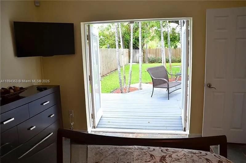 Recently Rented: $2,800 (2 beds, 2 baths, 1300 Square Feet)