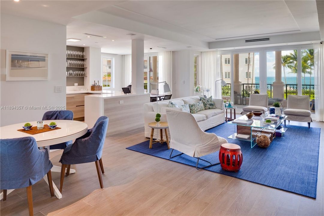 LIVING ROOM/DINING ROOM/KITCHEN