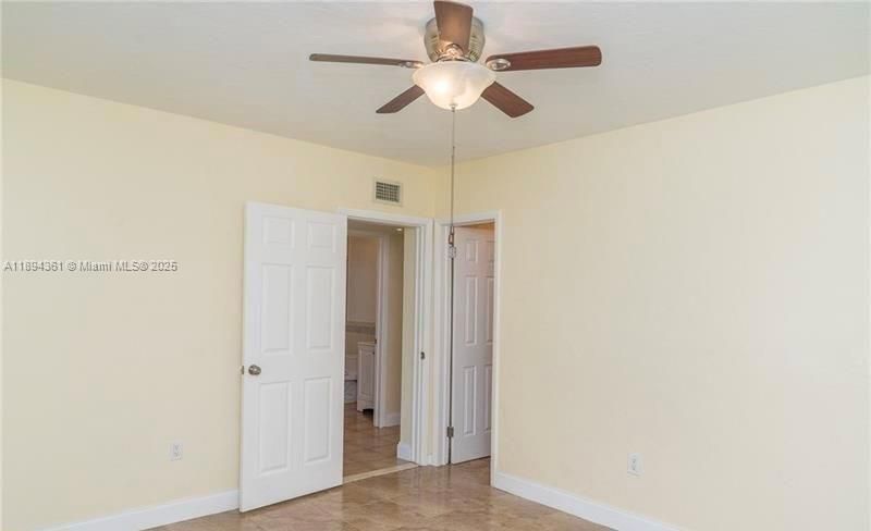 最近租的: $2,500 (2 贝兹, 2 浴室, 1200 平方英尺)