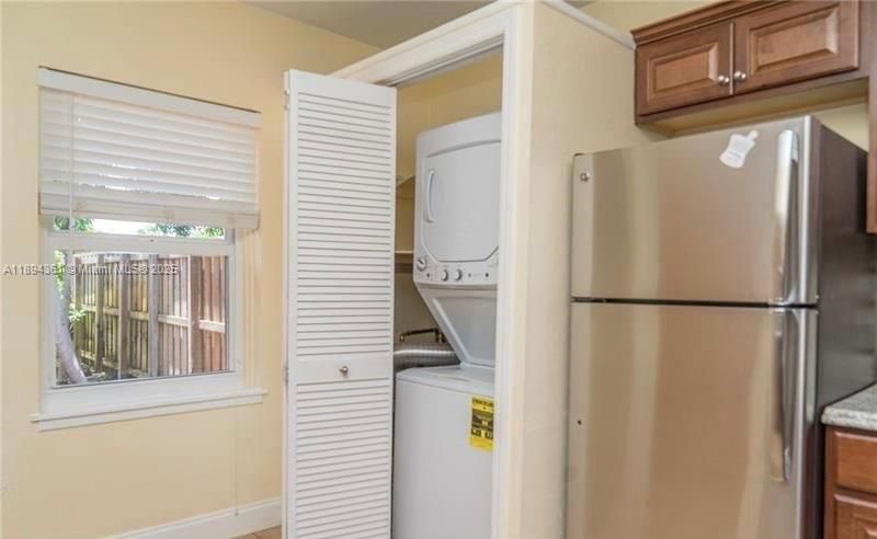 最近租的: $2,500 (2 贝兹, 2 浴室, 1200 平方英尺)