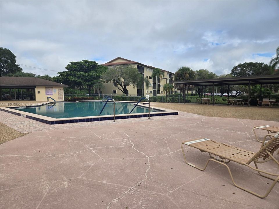 En Venta: $315,000 (2 camas, 2 baños, 1533 Pies cuadrados)