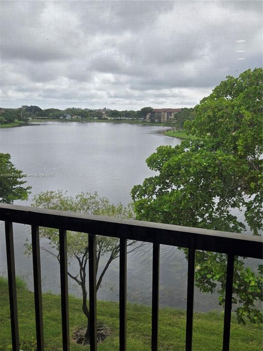 En Venta: $315,000 (2 camas, 2 baños, 1533 Pies cuadrados)