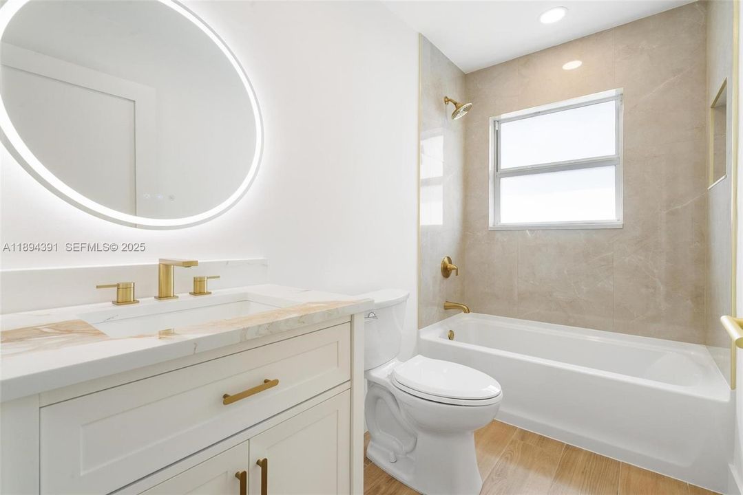 На продажу: $770,000 (3 спален, 2 ванн, 1436 Квадратных фут)