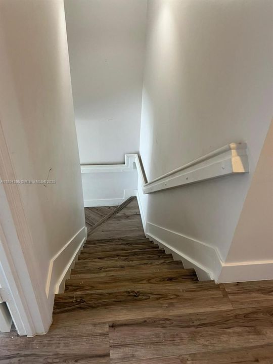 Recientemente alquilado: $1,900 (2 camas, 2 baños, 1370 Pies cuadrados)