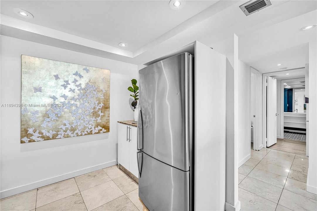 Recientemente alquilado: $4,200 (1 camas, 1 baños, 1027 Pies cuadrados)