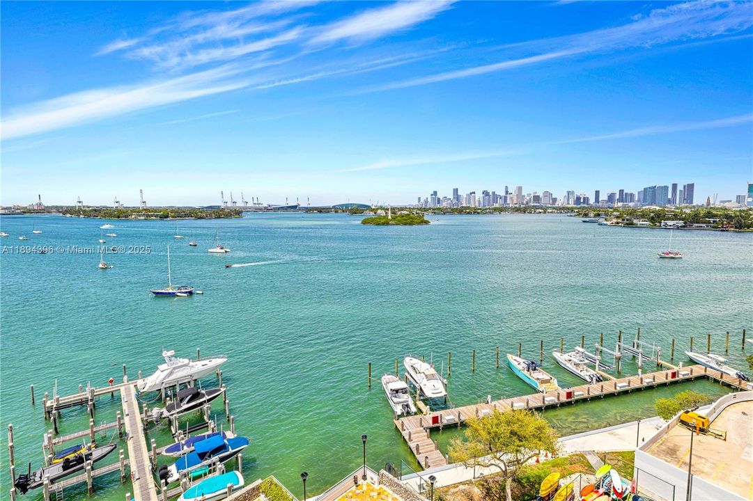 Recientemente alquilado: $4,200 (1 camas, 1 baños, 1027 Pies cuadrados)