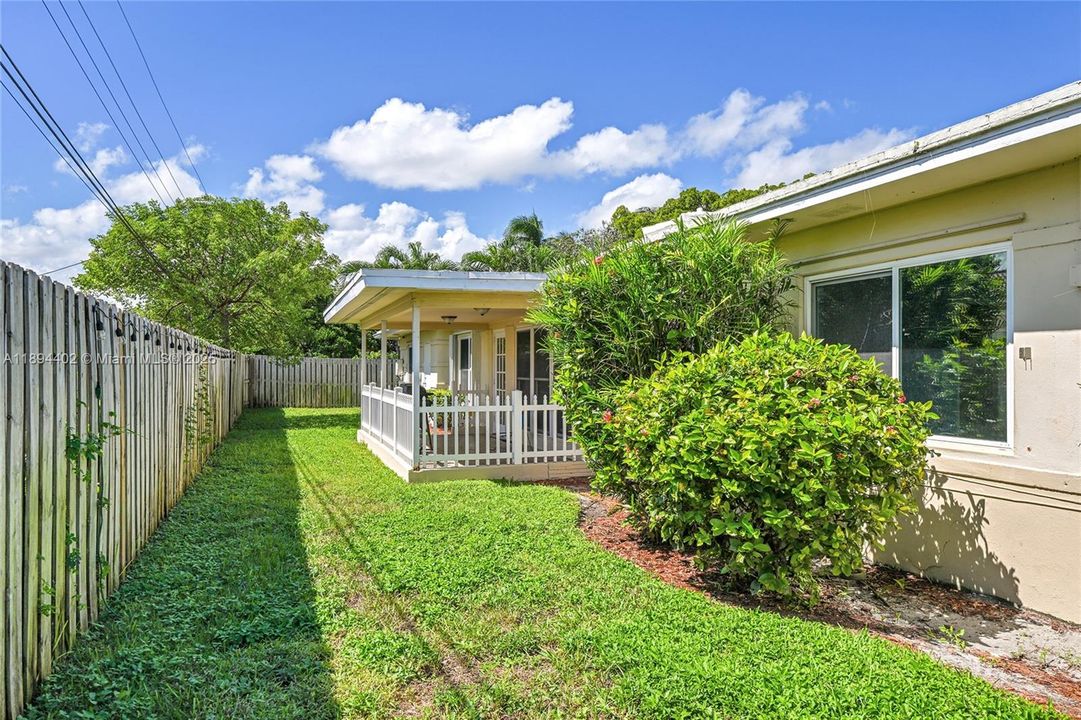 For Sale: $809,900 (2 beds, 2 baths, 1710 Square Feet)