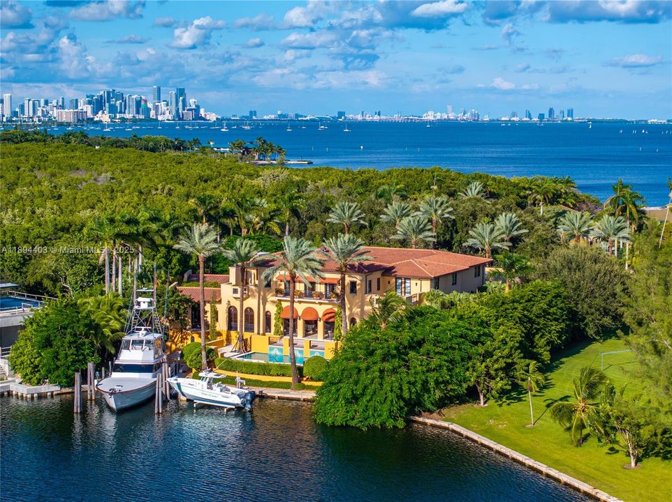 For Sale: $45,000,000 (6 beds, 8 baths, 13392 Square Feet)