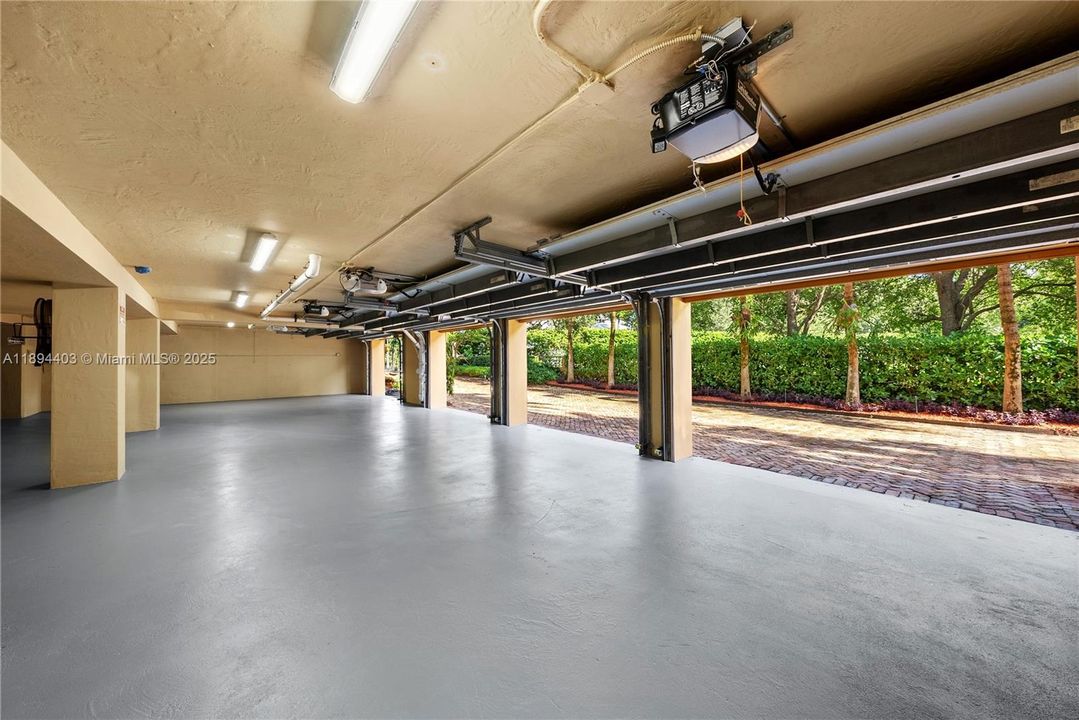 For Sale: $45,000,000 (6 beds, 8 baths, 13392 Square Feet)