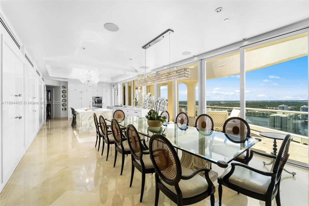 For Sale: $5,500,000 (6 beds, 7 baths, 7700 Square Feet)