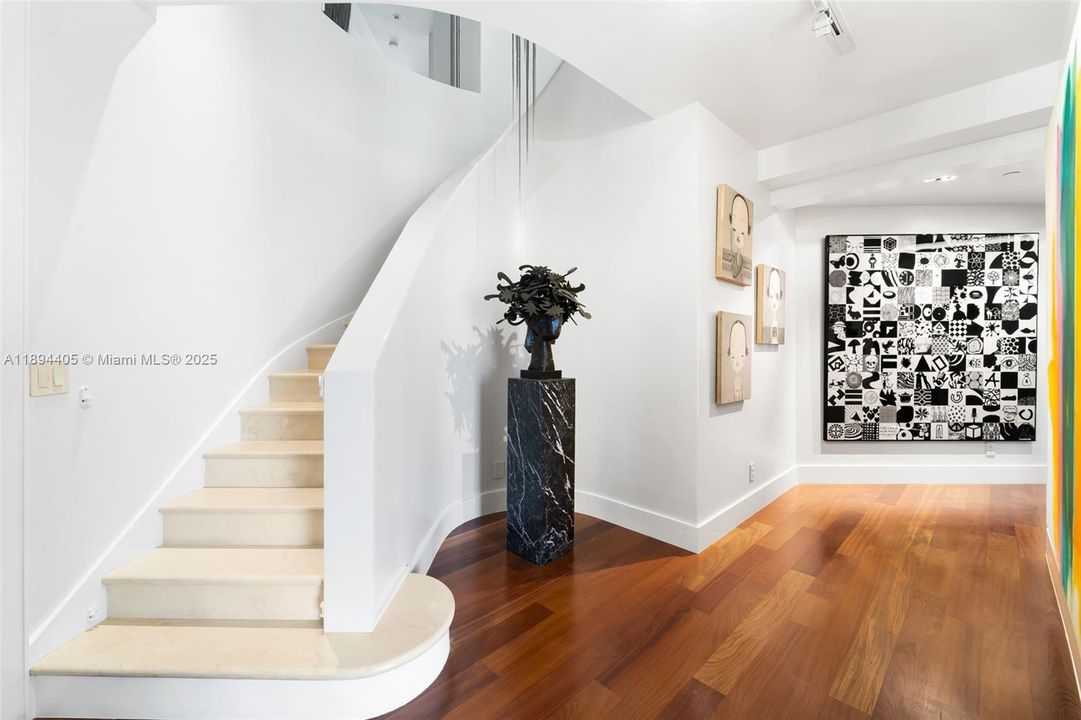 For Sale: $5,500,000 (6 beds, 7 baths, 7700 Square Feet)