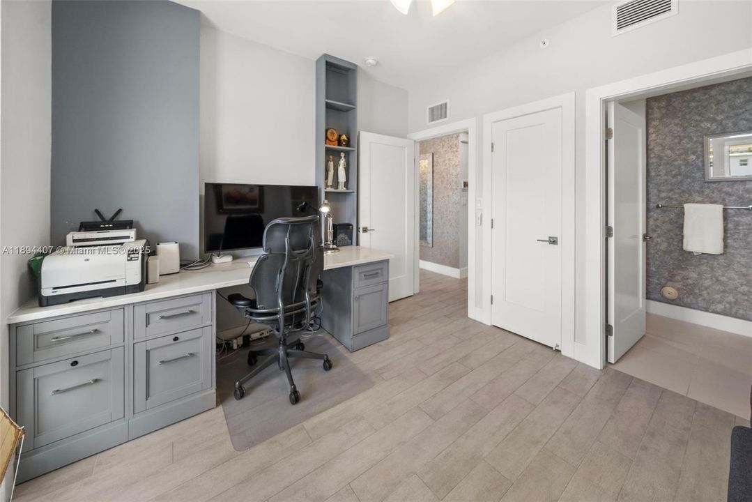 En Venta: $2,260,000 (4 camas, 4 baños, 2456 Pies cuadrados)