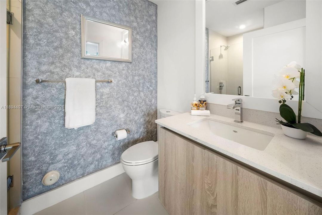 En Venta: $2,260,000 (4 camas, 4 baños, 2456 Pies cuadrados)