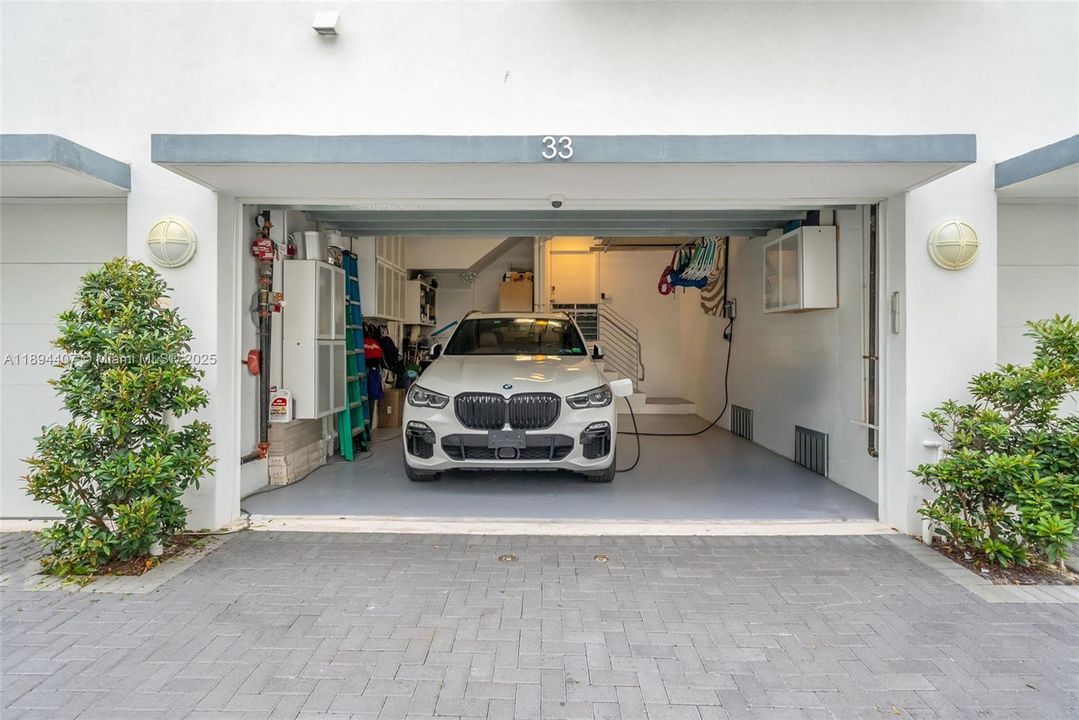 En Venta: $2,260,000 (4 camas, 4 baños, 2456 Pies cuadrados)