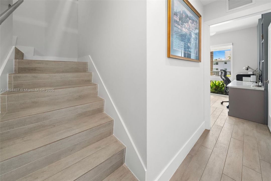 En Venta: $2,260,000 (4 camas, 4 baños, 2456 Pies cuadrados)