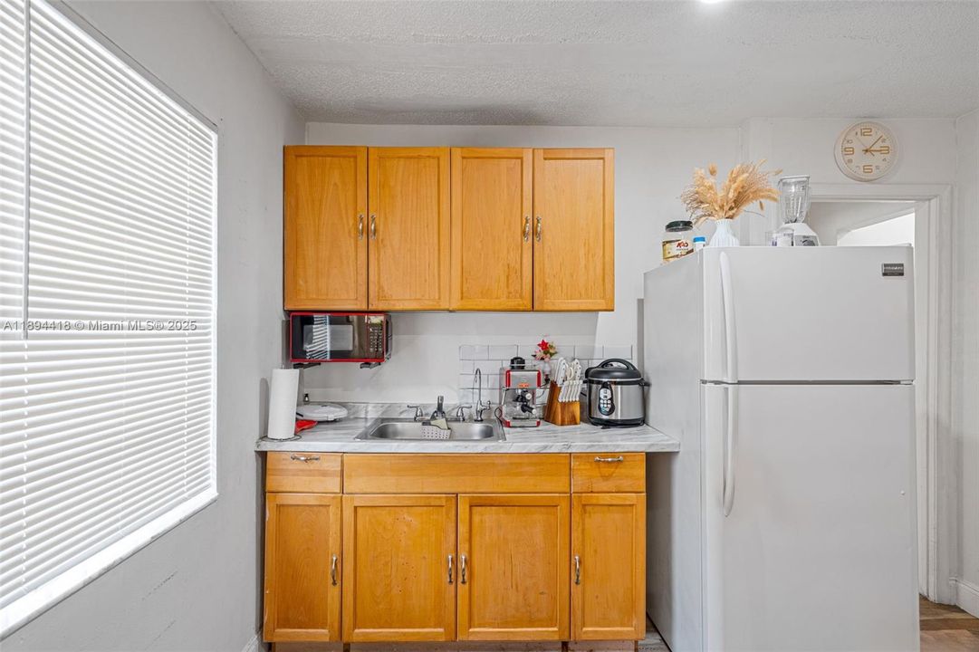 待售: $899,900 (0 贝兹, 0 浴室, 1316 平方英尺)