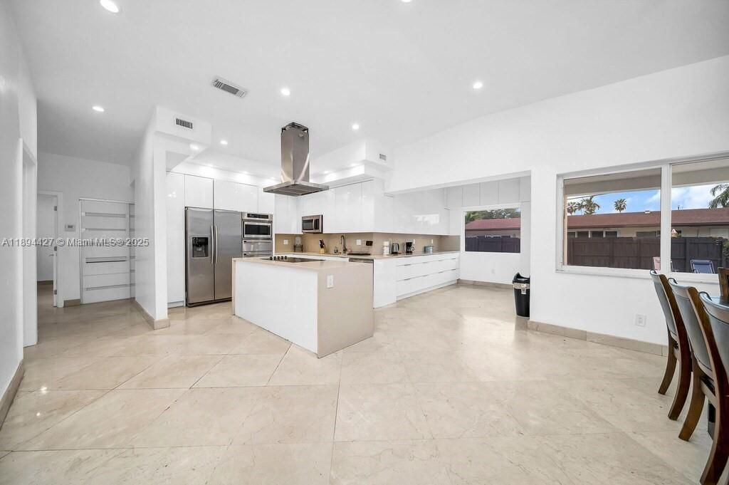 For Sale: $1,349,999 (5 beds, 3 baths, 2602 Square Feet)