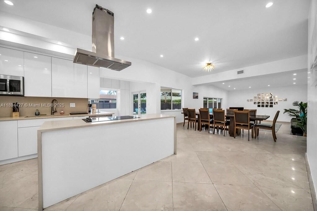 For Sale: $1,349,999 (5 beds, 3 baths, 2602 Square Feet)