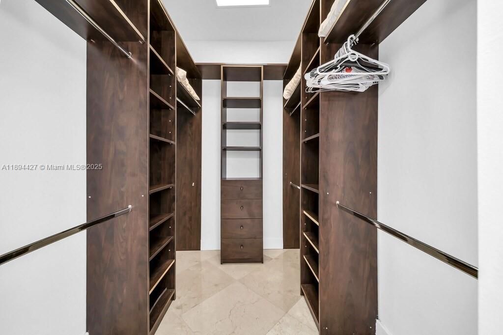 For Sale: $1,349,999 (5 beds, 3 baths, 2602 Square Feet)