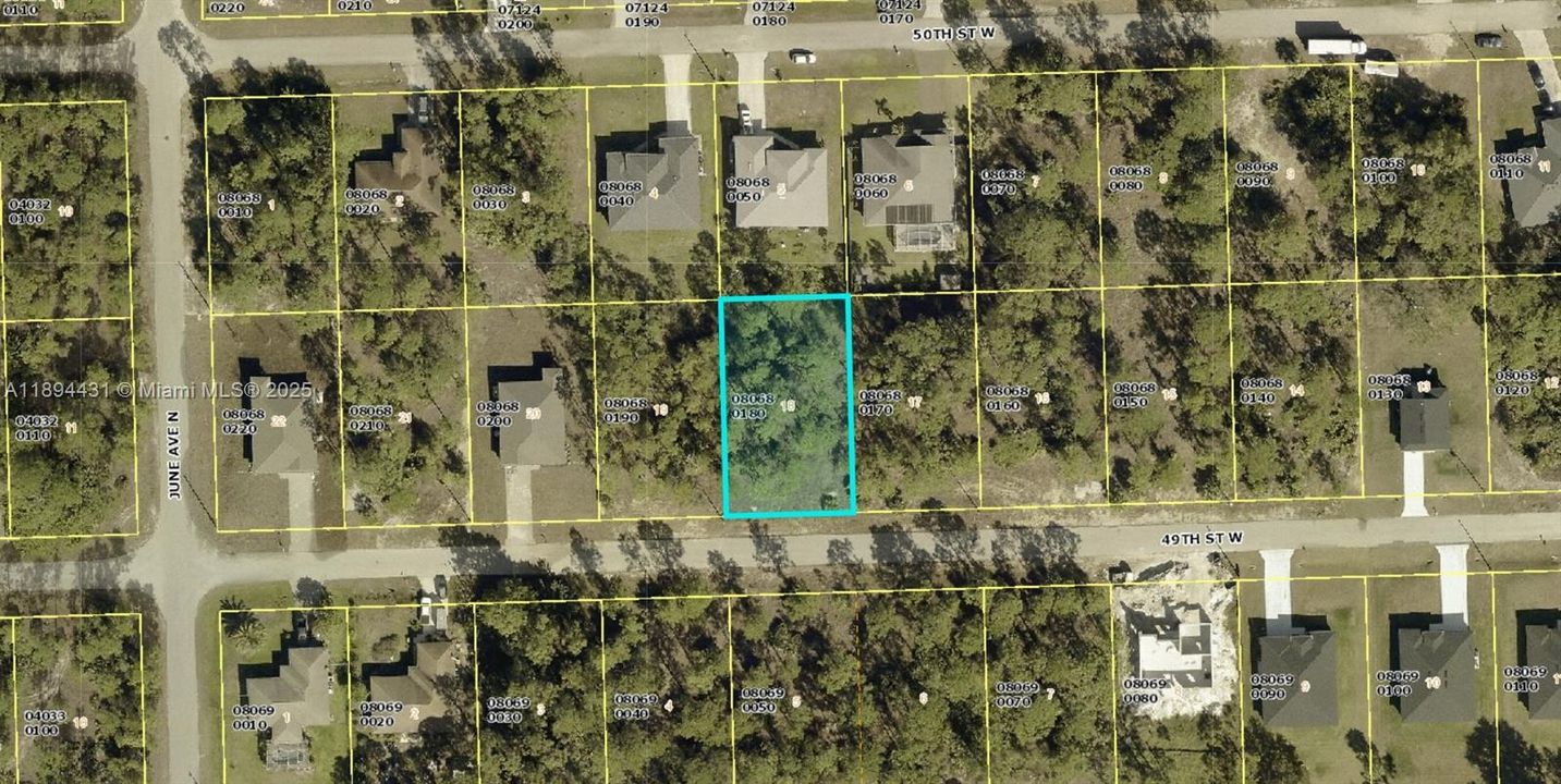 Недавно продано: $21,450 (0.25 acres)