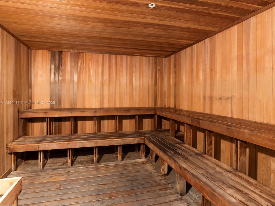 For Sale: $349,000 (0 beds, 1 baths, 795 Square Feet)