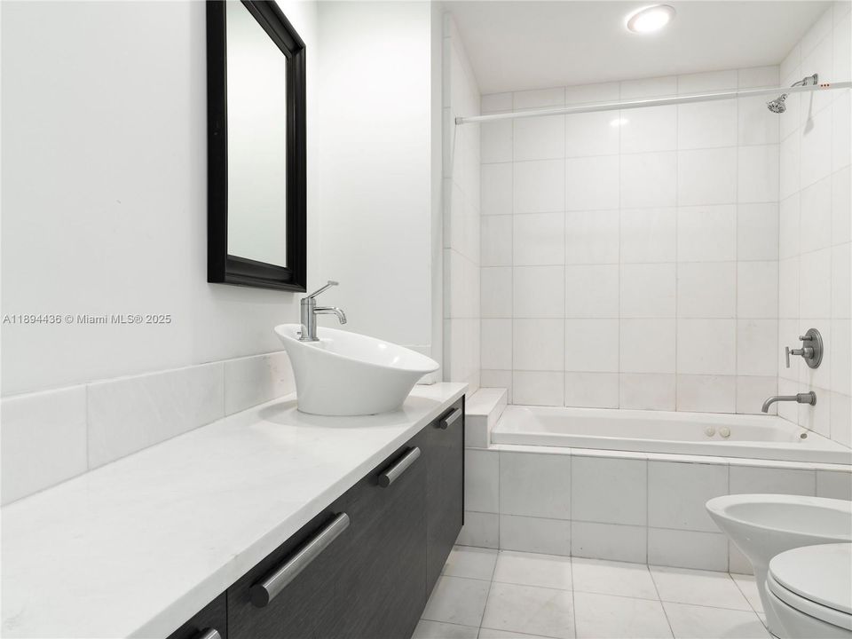 For Sale: $349,000 (0 beds, 1 baths, 795 Square Feet)