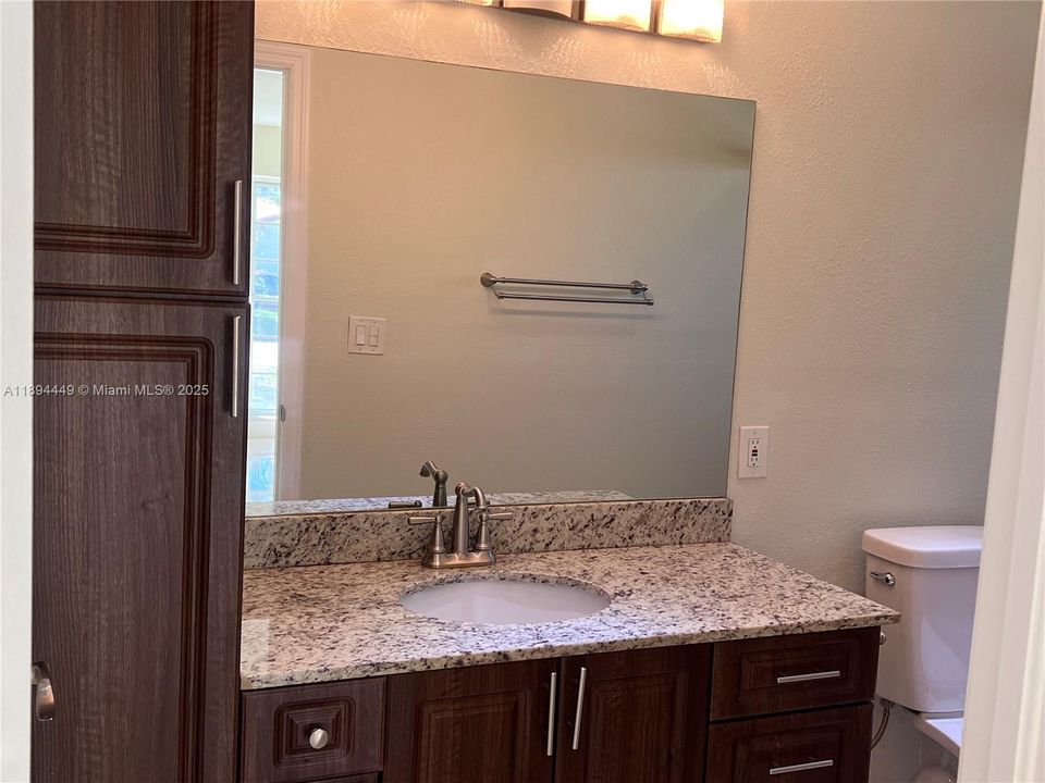 Active With Contract: $3,150 (3 beds, 2 baths, 1608 Square Feet)