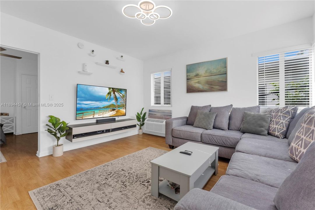 En Venta: $209,000 (1 camas, 1 baños, 400 Pies cuadrados)