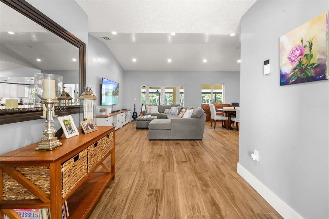 Active With Contract: $765,000 (4 beds, 2 baths, 1942 Square Feet)