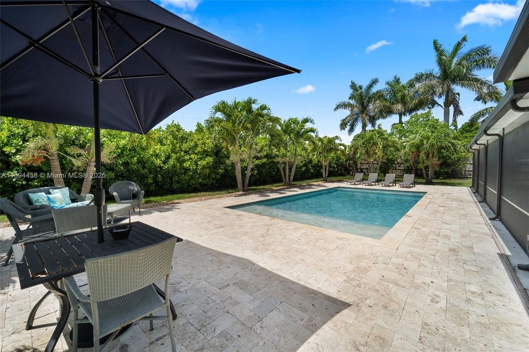 Active With Contract: $765,000 (4 beds, 2 baths, 1942 Square Feet)