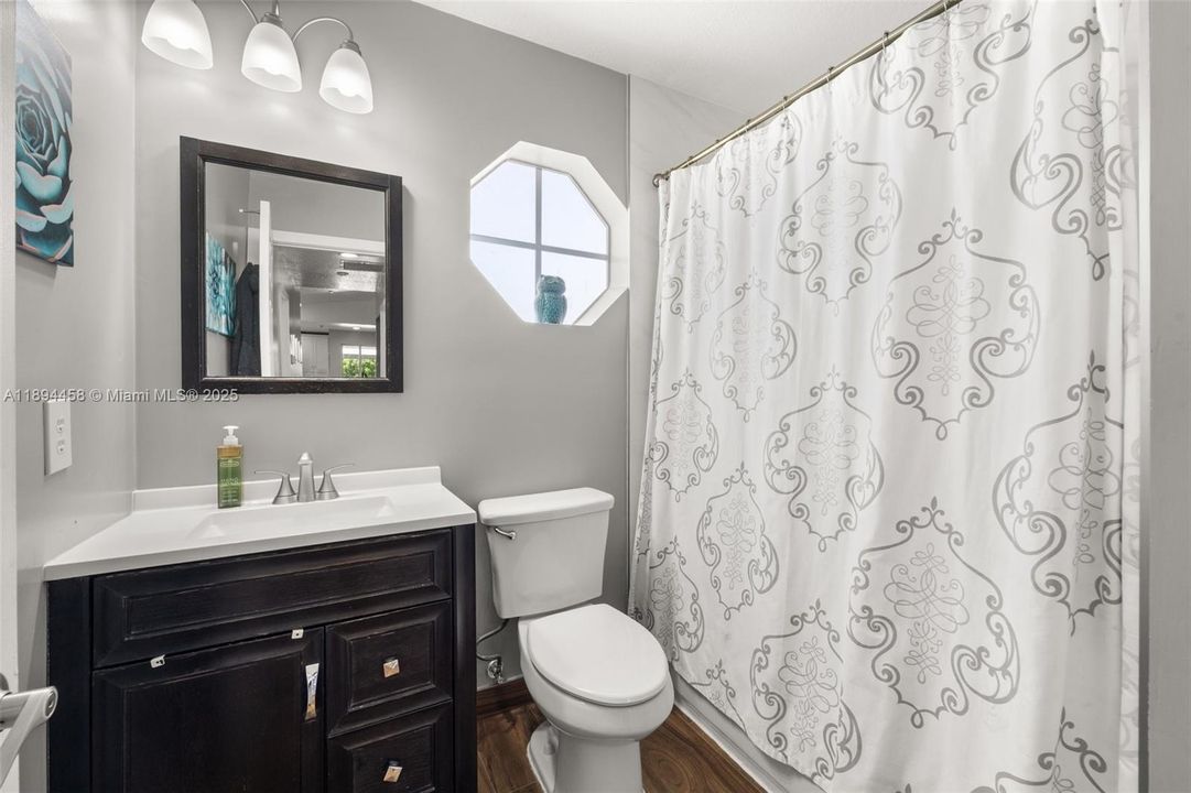 Active With Contract: $765,000 (4 beds, 2 baths, 1942 Square Feet)