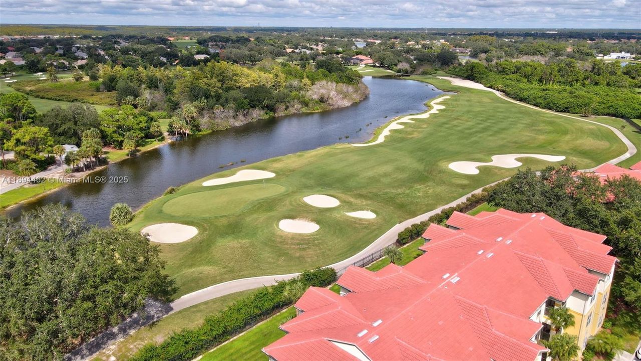 Recently Sold: $169,000 (2 beds, 2 baths, 1107 Square Feet)