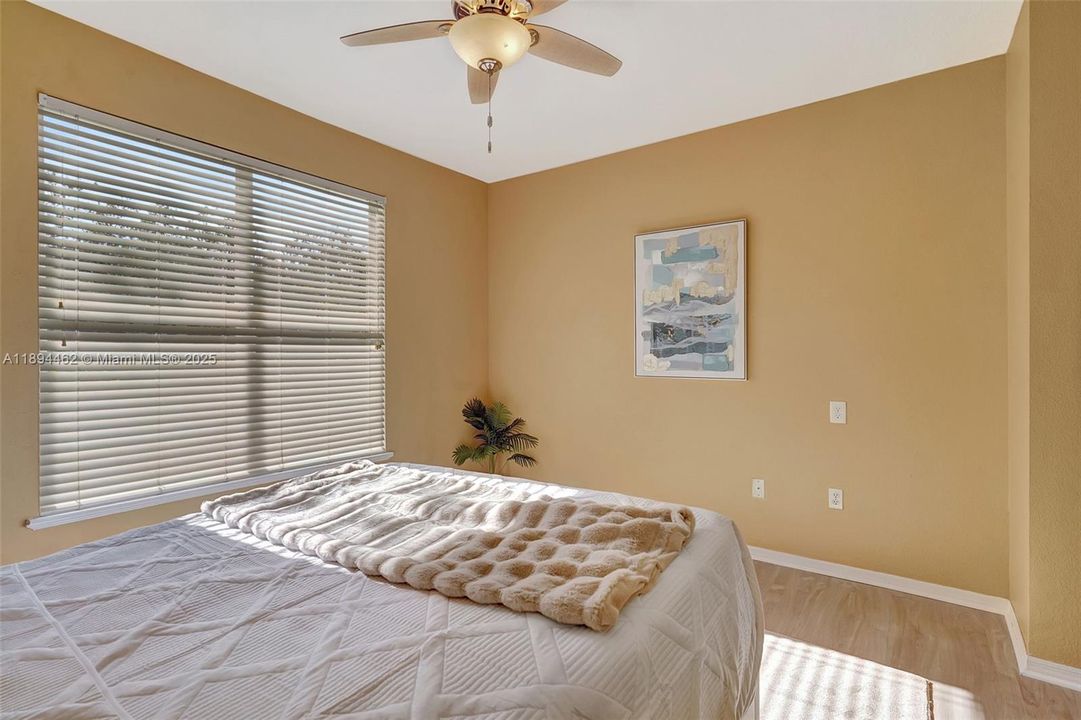 Recently Sold: $169,000 (2 beds, 2 baths, 1107 Square Feet)