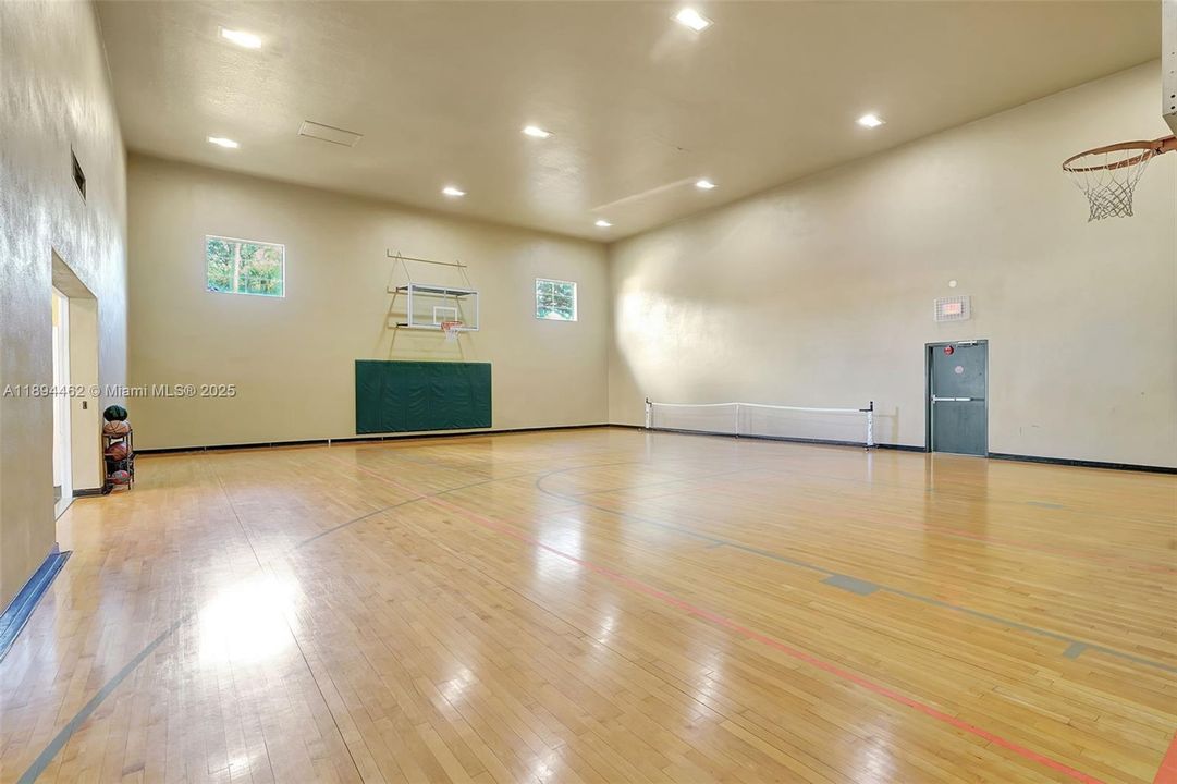 Recently Sold: $169,000 (2 beds, 2 baths, 1107 Square Feet)