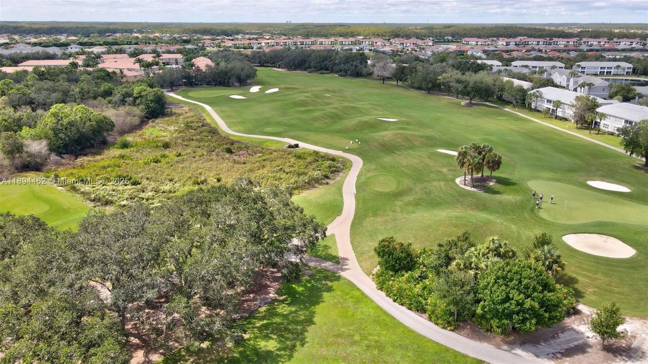 Recently Sold: $169,000 (2 beds, 2 baths, 1107 Square Feet)