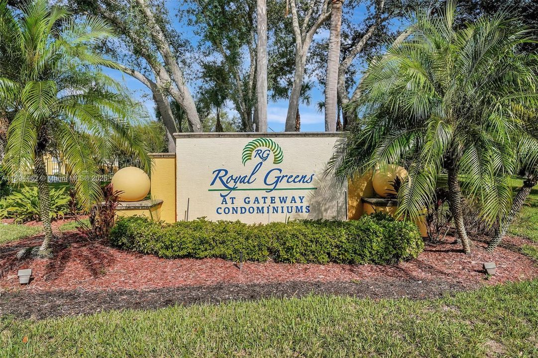 Recently Sold: $169,000 (2 beds, 2 baths, 1107 Square Feet)