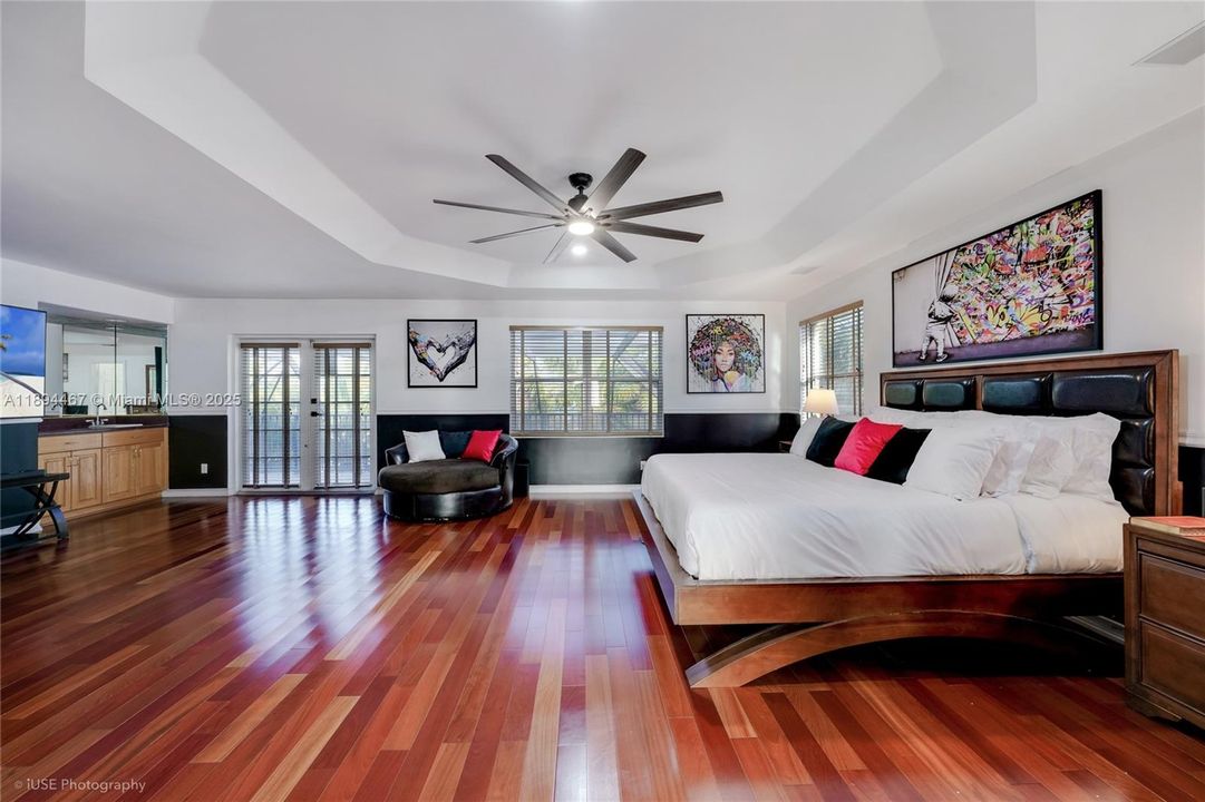 На продажу: $1,100,000 (4 спален, 3 ванн, 3407 Квадратных фут)