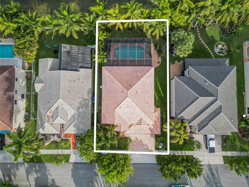 На продажу: $1,100,000 (4 спален, 3 ванн, 3407 Квадратных фут)