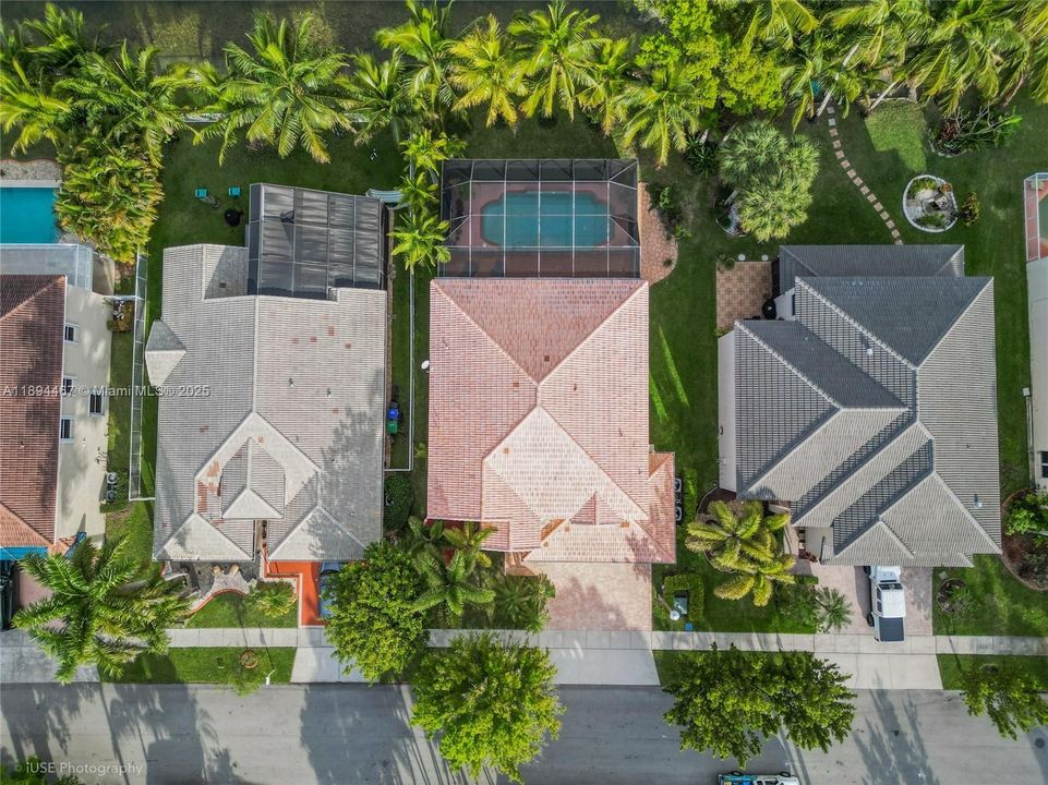 На продажу: $1,100,000 (4 спален, 3 ванн, 3407 Квадратных фут)