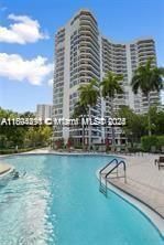 待售: $620,000 (2 贝兹, 2 浴室, 1361 平方英尺)